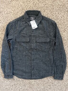 NWT H&M Men’s Gray Pinstripe Button-Front Shirt Size XS